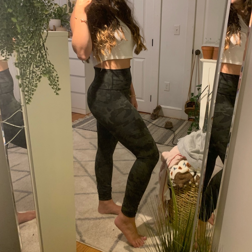 Lululemon Wunder Under High-rise Leggings!